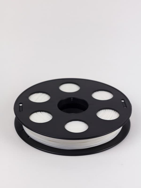 Белый TPU SOFT пластик Bestfilament для 3D-принтеров 0,5 кг (1,75 мм)